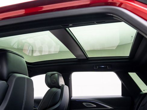 Certified 2025 Cadillac Lyriq Luxury w/ LPO, Floor Liner Package image 22