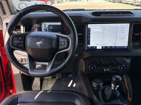 Used 2024 Ford Bronco Badlands w/ Sasquatch Package AWD/4WD image 7