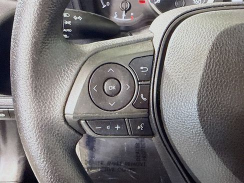 Used 2021 Toyota Corolla LE image 14