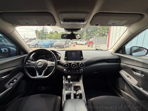 Used 2020 Nissan Sentra SV FWD image 19