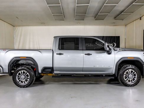Used 2024 GMC Sierra 3500 Pro image 5