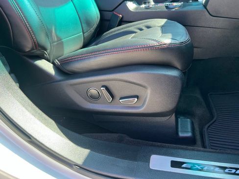 Used 2016 Ford Explorer Sport w/ Equipment Group 401A AWD/4WD image 24