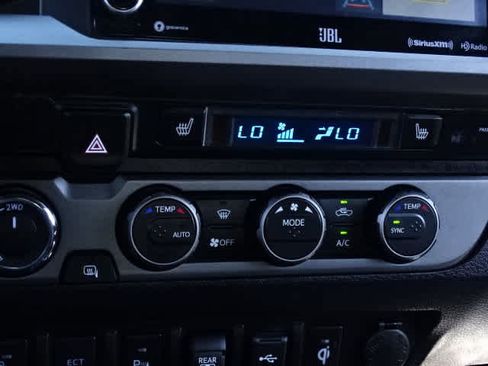 Used 2023 Toyota Tacoma TRD Pro AWD/4WD image 32