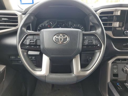 Used 2022 Toyota Tundra SR5 w/ Convenience Package image 16