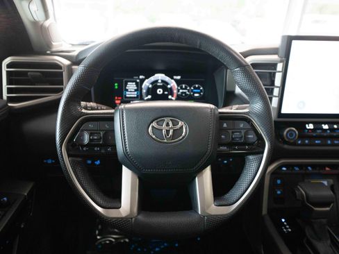 Used 2024 Toyota Tundra Limited AWD/4WD image 21