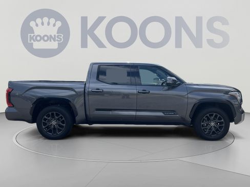 Used 2022 Toyota Tundra Platinum w/ Advanced Package AWD/4WD image 8