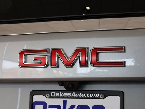 New 2026 GMC Yukon Elevation image 16
