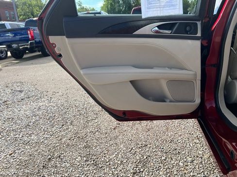 Used 2019 Lincoln MKZ Reserve w/ Reserve Plus Package FWD image 16