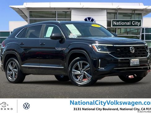 Used 2024 Volkswagen Atlas Cross Sport SEL R-Line AWD/4WD image 1