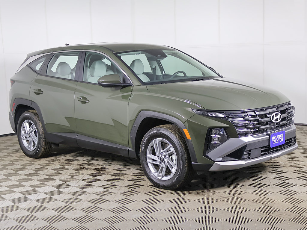 Certified 2026 Hyundai Tucson SE AWD/4WD image 2