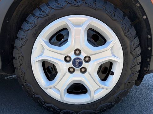 Used 2017 Ford Escape S FWD image 29