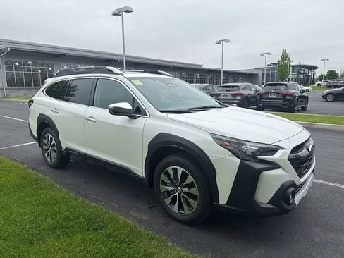 Used 2025 Subaru Outback Touring XT w/ Popular Package #2 AWD/4WD image 4