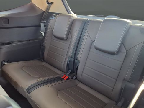 New 2026 Volkswagen Atlas SEL AWD/4WD image 13