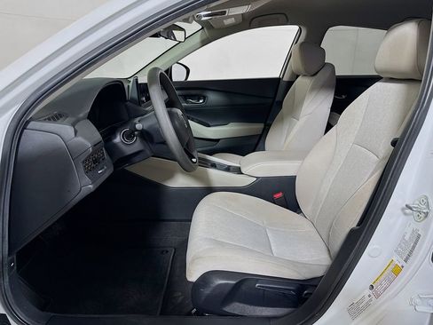 Used 2025 Honda Accord LX image 17