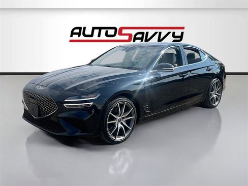 Used 2023 Genesis G70 2.0T image 3