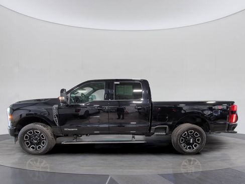 Used 2026 Ford F250 Platinum AWD/4WD image 2