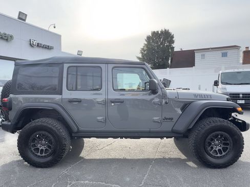 Certified 2022 Jeep Wrangler Unlimited Sport image 8