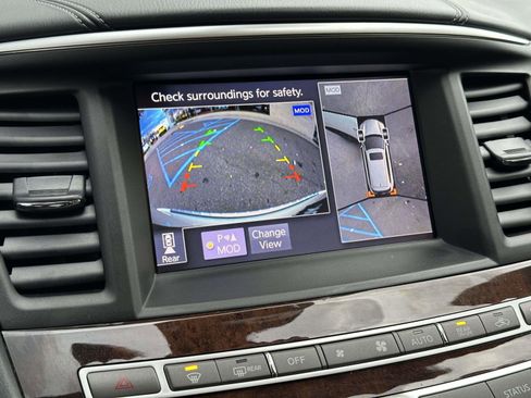 Used 2018 INFINITI QX60 Luxe w/ Deluxe Technology Package image 32