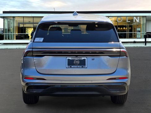 New 2025 Lincoln Nautilus Premier w/ Equipment Group 102A image 5