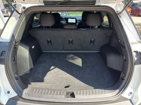 Used 2025 Chevrolet Equinox LT FWD image 31