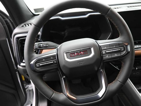 New 2026 GMC Canyon AT4 w/ Technology Plus Package image 12