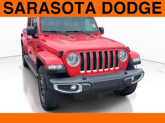 Used 2022 Jeep Gladiator Overland w/ Popular Equipment Package AWD/4WD video 1