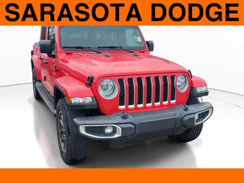 Used 2022 Jeep Gladiator Overland w/ Popular Equipment Package AWD/4WD image 1