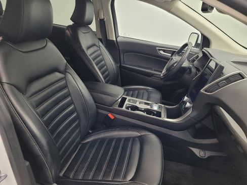 Used 2024 Ford Edge SEL image 21