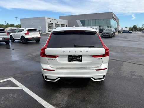 Used 2024 Volvo XC60 B5 Core w/ Protection Package Premier AWD/4WD image 3
