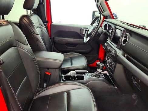 Used 2020 Jeep Gladiator Overland w/ Uconnect 4C Nav & Sound Group AWD/4WD image 24