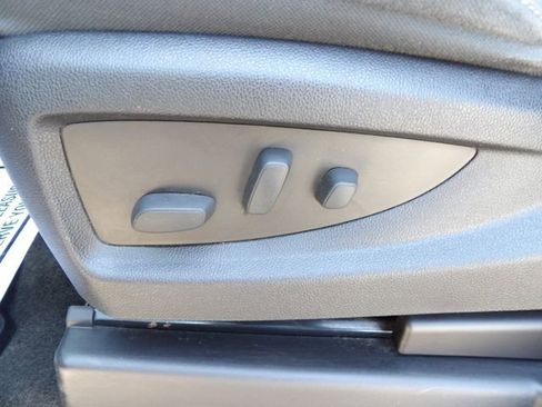 Used 2015 Chevrolet Silverado 1500 LT image 14