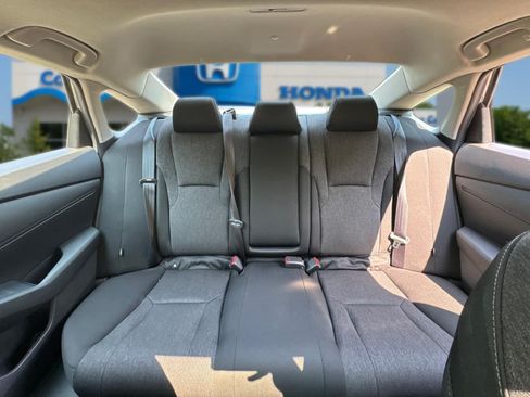 Used 2025 Honda Accord SE image 27