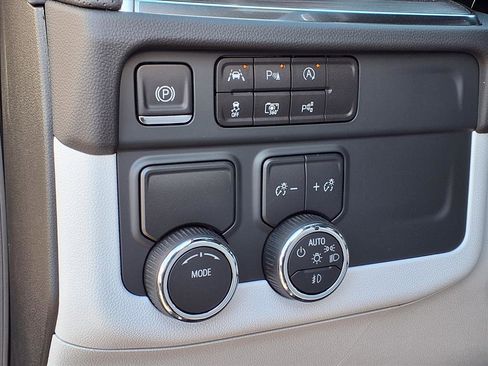 New 2026 Chevrolet Tahoe Premier image 17