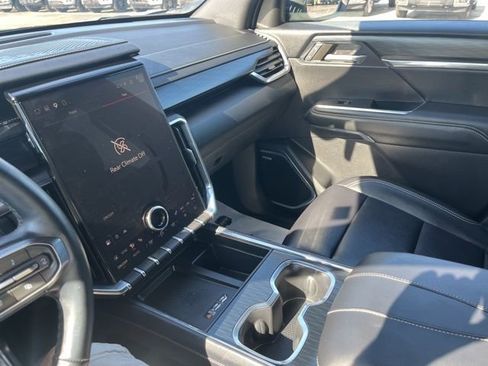 Used 2024 GMC Acadia Elevation w/ Super Cruise Package image 14