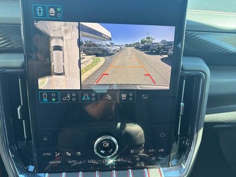 New 2025 GMC Yukon XL AT4 w/ AT4 Premium Plus Package image 23