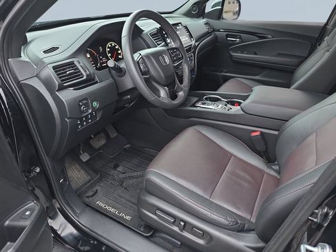 Used 2024 Honda Ridgeline Black Edition image 10