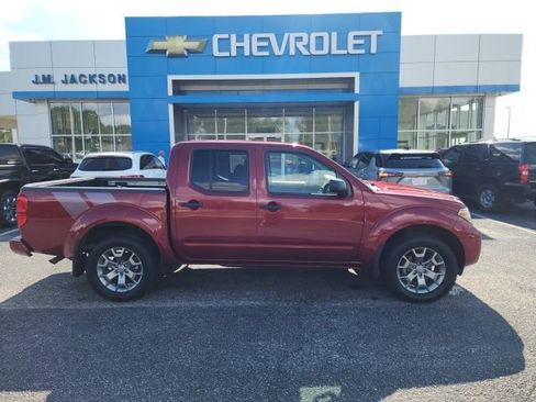 Used 2021 Nissan Frontier SV image 6