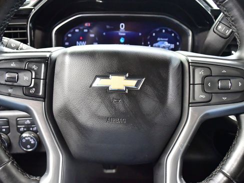 Used 2024 Chevrolet Silverado 1500 LT AWD/4WD image 19