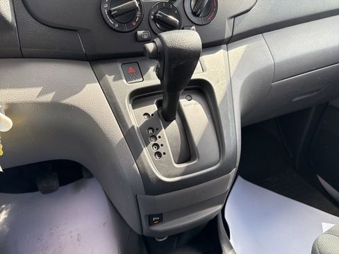 Used 2015 Nissan NV200 S w/ Cruise Control Package FWD image 33