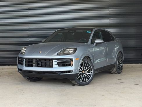 New 2026 Porsche Cayenne Coupe AWD/4WD image 1