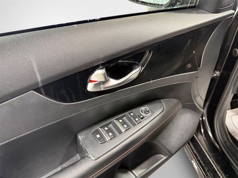 Certified 2021 Kia Forte GT w/ GT2 Package image 14