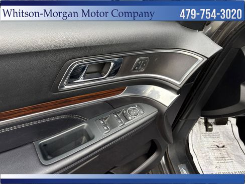 Used 2019 Ford Explorer Limited w/ Ford Safe & Smart Package image 18