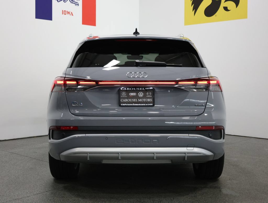 Used 2023 Audi Q4 e-tron Premium Plus w/ Premium Plus AWD/4WD image 11