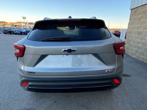New 2026 Chevrolet Trax RS w/ Sunroof Package image 6