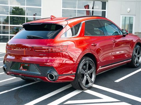 Used 2025 Genesis GV70 3.5T Sport w/ Sport Prestige Package AWD/4WD image 13