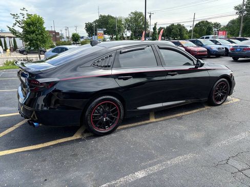 Used 2019 Honda Accord LX image 4