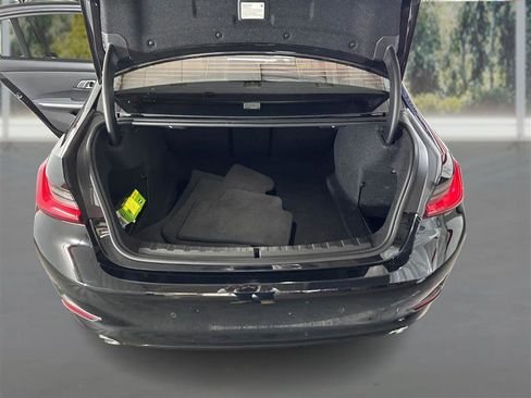 Used 2021 BMW 330i xDrive Sedan w/ Convenience Package image 12