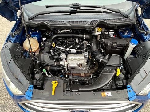 Used 2018 Ford EcoSport SE w/ SE Convenience Package image 10