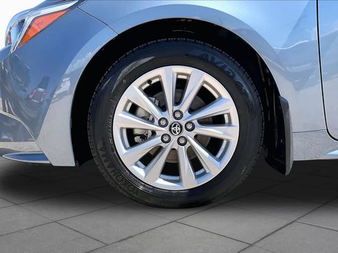 Used 2024 Toyota Corolla XLE FWD image 11