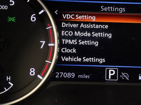 Used 2025 Nissan Sentra SV w/ Trunk Package FWD image 17